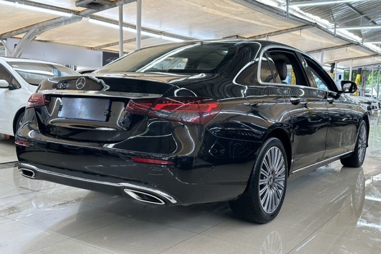 Used Mercedes-Benz E-Class 2022 Revised Version E 300 L Luxury Edition Exterior 3