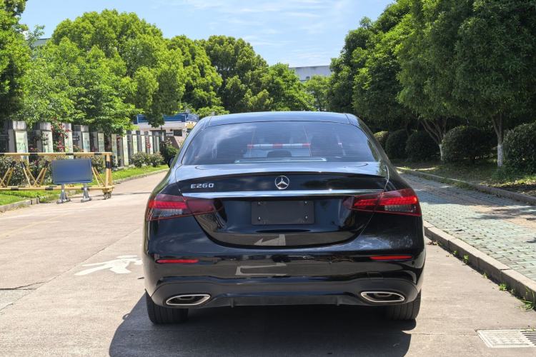 Used Mercedes-Benz E-Class 2022 E 260 Stylish Sports Edition Exterior 4