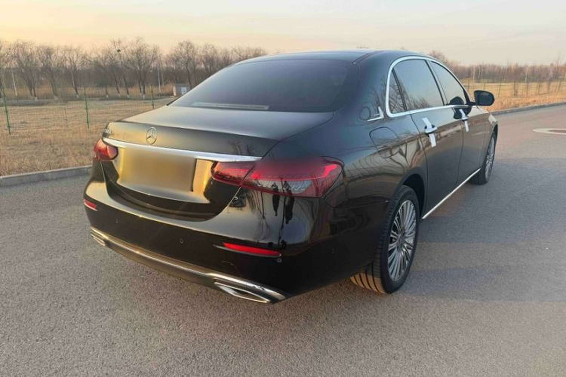 Used Mercedes-Benz E-Class 2022 Updated E 300 L Stylish Edition Exterior 4