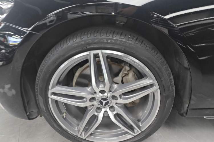 Used Mercedes-Benz E-Class 2022 Revised Version E 300 L Sport Luxury Edition Exterior 4