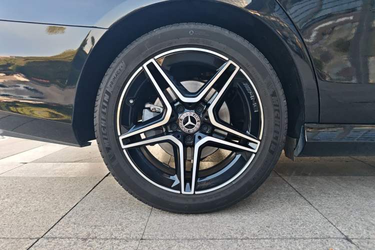 Used Mercedes-Benz E-Class 2022 E 300 Stylish Sports Edition Exterior 4