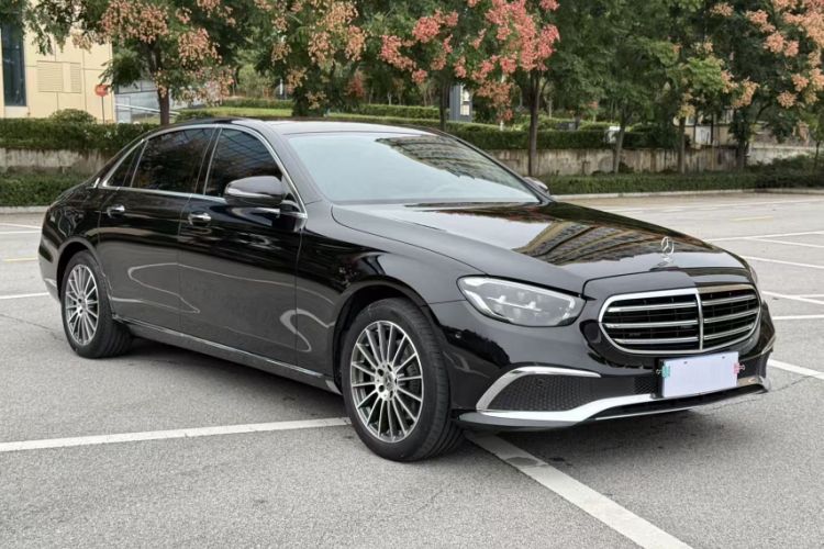 Used Mercedes-Benz E-Class 2022 Updated E 260 L Exterior 4