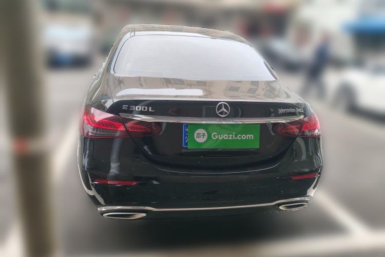 Used Mercedes-Benz E-Class 2022 E 300 L Luxury Model Exterior 4