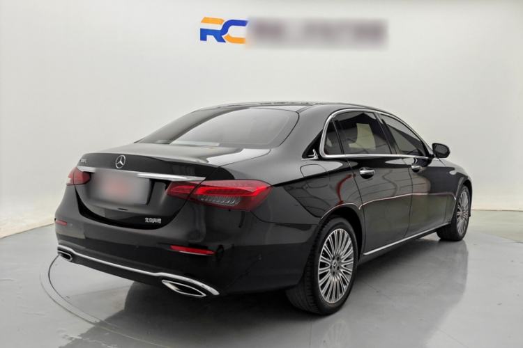 Used Mercedes-Benz E-Class 2022 Updated E 300 L Stylish Edition Exterior 4