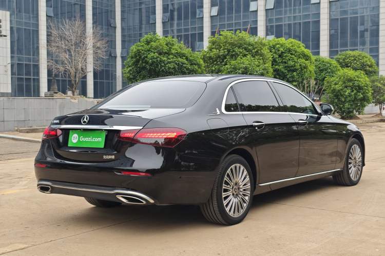 Used Mercedes-Benz E-Class 2022 Second Facelift E 300 L Fashion Edition Exterior 5