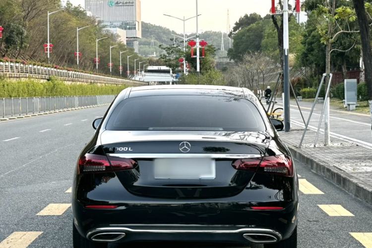 Used Mercedes-Benz E-Class 2022 Revised Version E 300 L Luxury Edition Exterior 5