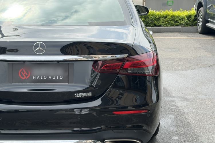 Used Mercedes-Benz E-Class 2022 Revised Version E 300 L Sporty and Stylish Edition Exterior 5