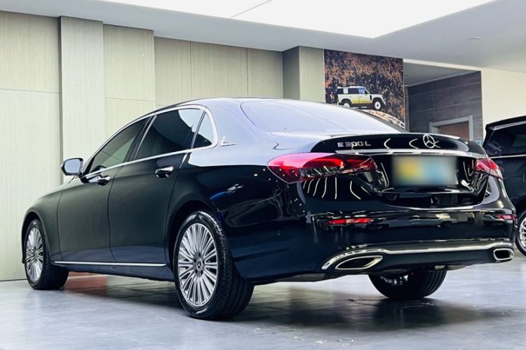 Used Mercedes-Benz E-Class 2022 Updated E 300 L Luxury Edition Exterior 5