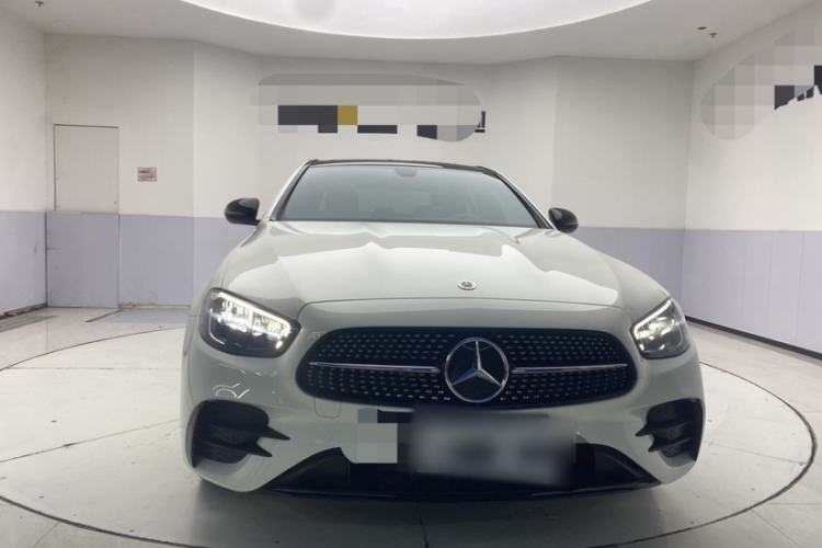 Used Mercedes-Benz E-Class 2022 E 260 Stylish Sports Edition Exterior 5