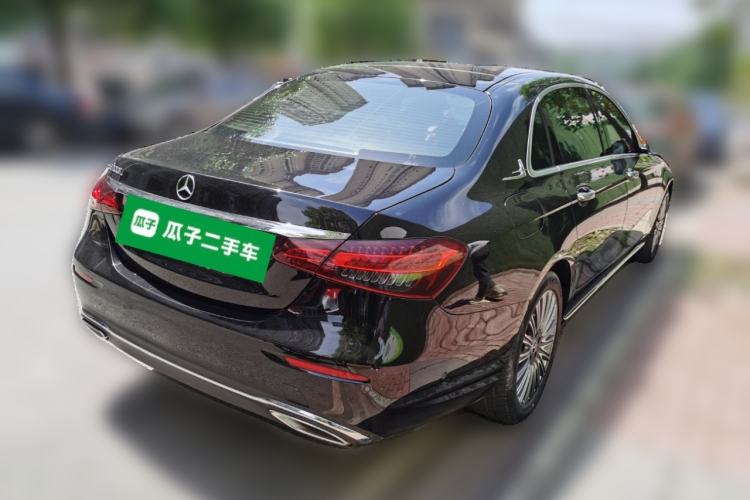 Used Mercedes-Benz E-Class 2022 Second Facelift E 300 L Luxury Edition Exterior 5