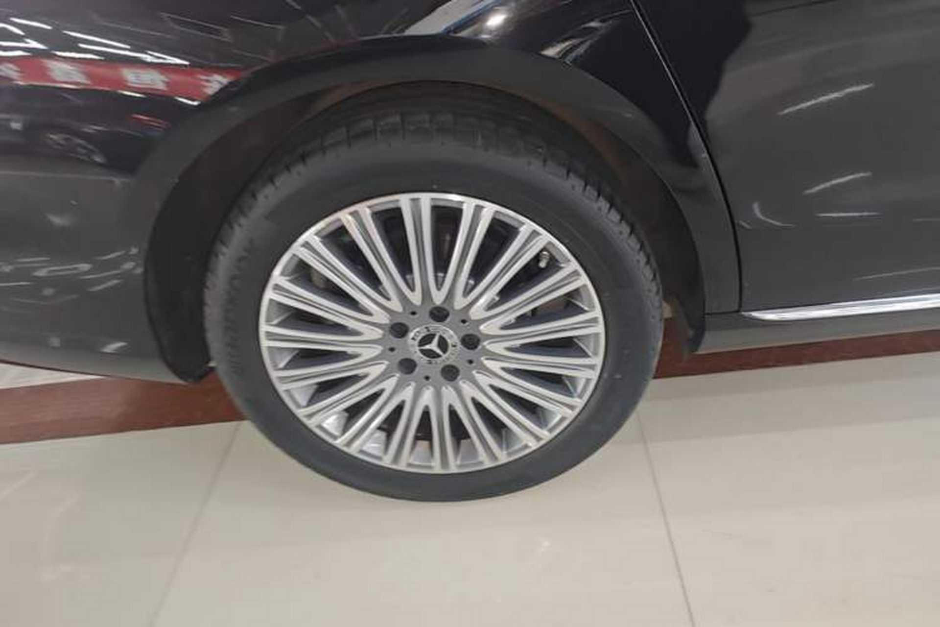 Used Mercedes-Benz E-Class 2022 Updated E 300 L Stylish Edition Exterior 5