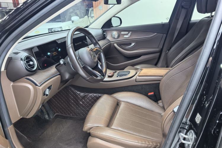 Used Mercedes-Benz E-Class 2022 Second Facelift E 300 L Fashion Edition Exterior 6