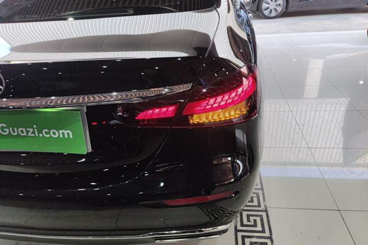 Used Mercedes-Benz E-Class 2022 E 260 L Exterior 6