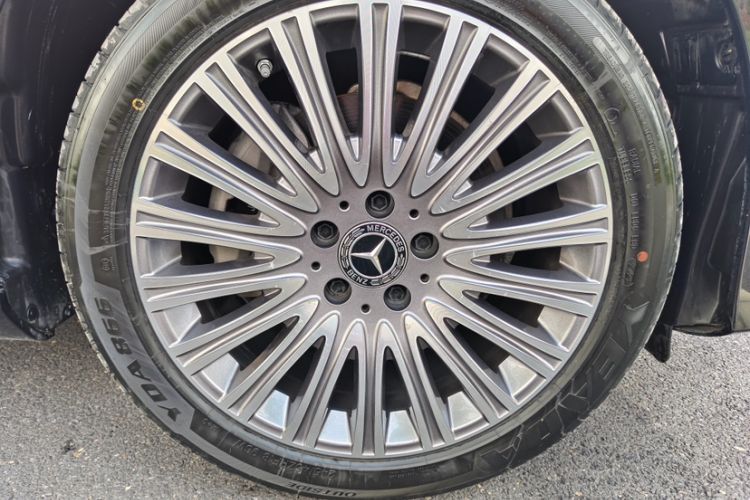 Used Mercedes-Benz E-Class 2022 Updated E 300 L Luxury Edition Exterior 7