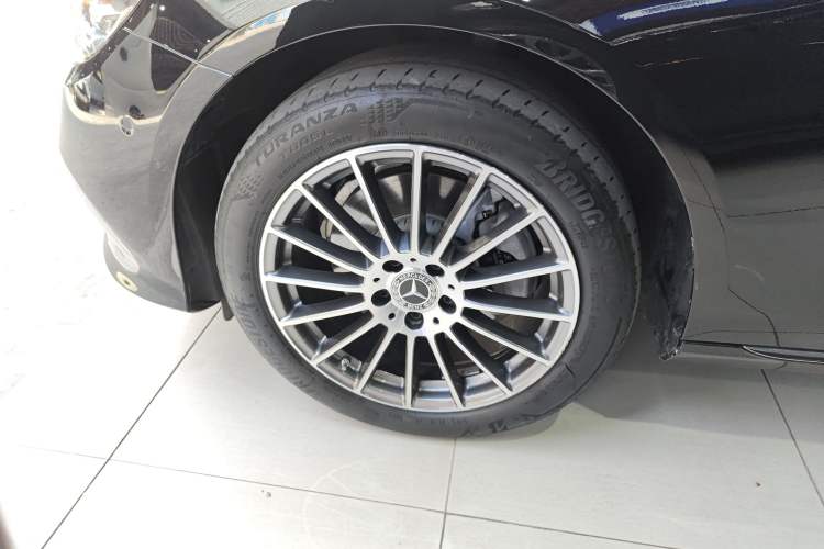 Used Mercedes-Benz E-Class 2022 E 260 L Exterior 7