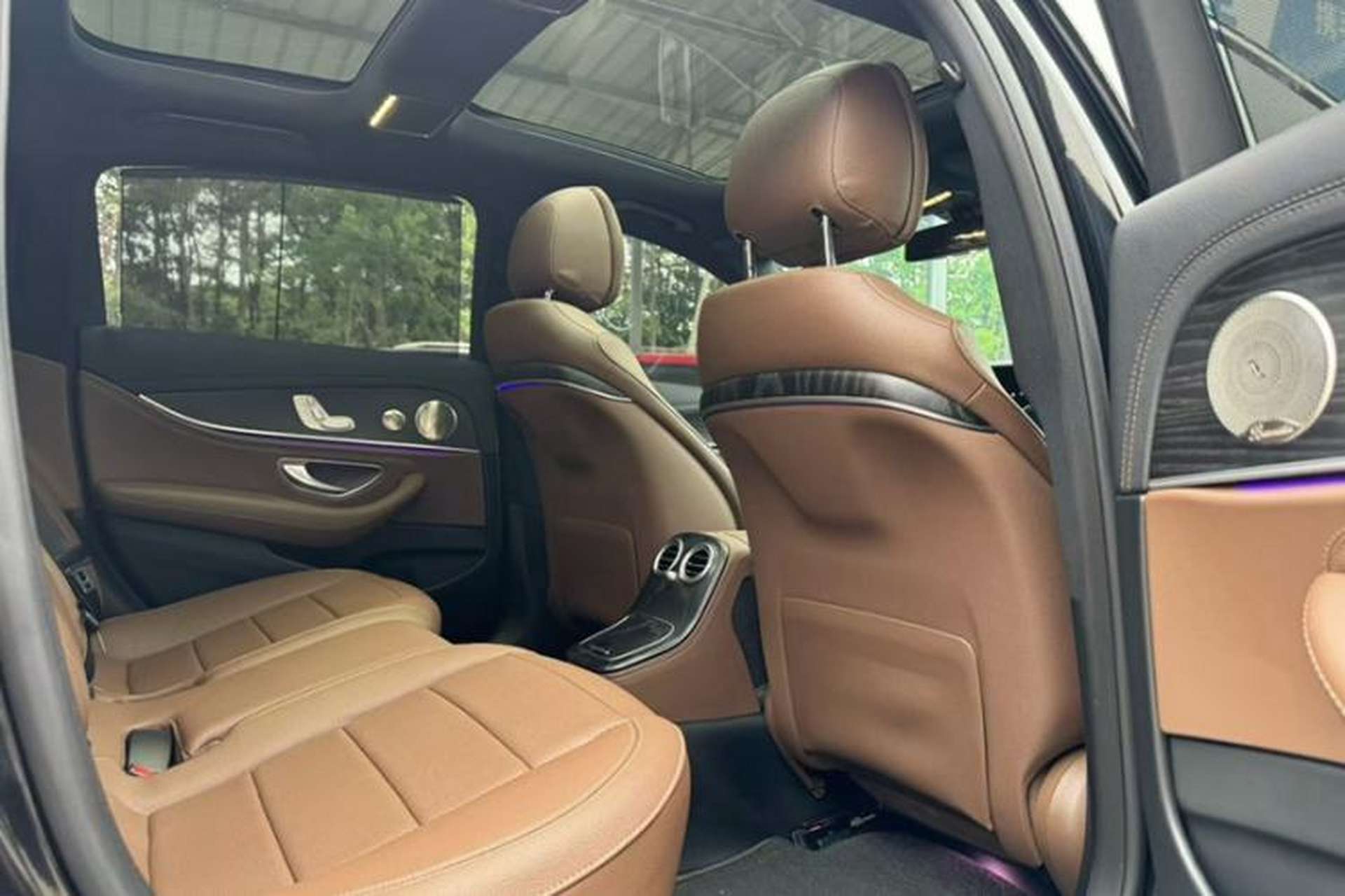 Used Mercedes-Benz E-Class 2022 Second Facelift E 300 L Sport Luxury Edition Exterior 7