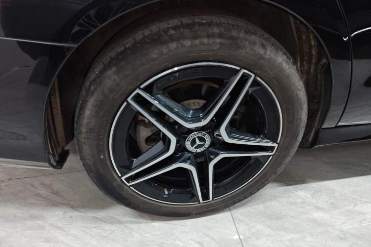 Used Mercedes-Benz E-Class 2022 E 260 Stylish Sports Edition Exterior 8