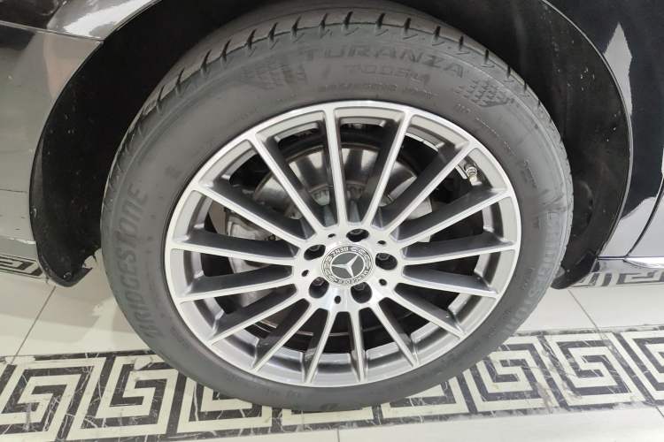 Used Mercedes-Benz E-Class 2022 E 260 L Exterior 8