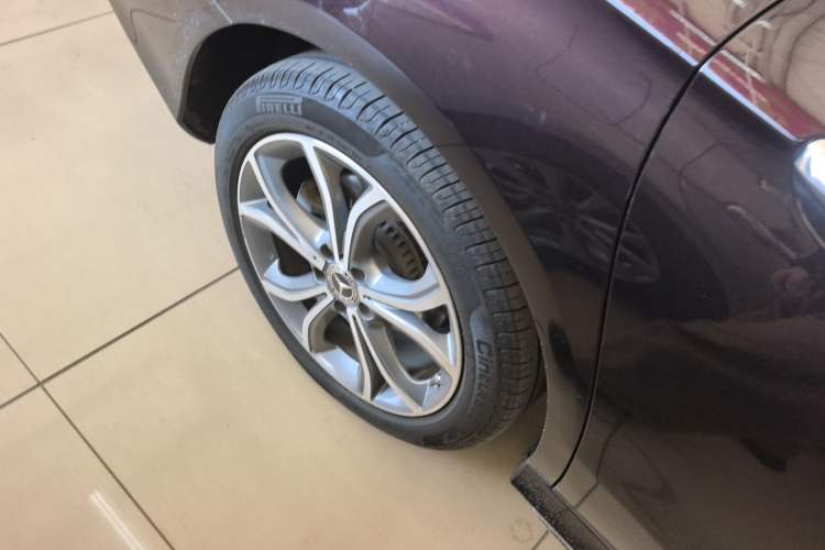 Used Mercedes-Benz E-Class 2022 Revised Version E 300 L Sporty and Stylish Edition Exterior 8