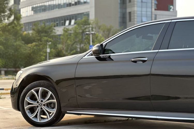 Used Mercedes-Benz E-Class 2022 Revised Version E 300 L Sport Luxury Edition Exterior 8