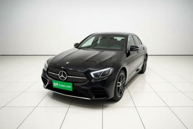 Ojetý Mercedes-Benz E-Class 2022 Revised E 300 L Sport Luxury Edition
