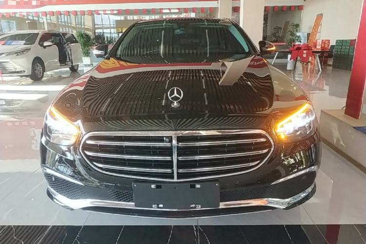 Used Mercedes-Benz E-Class 2022 Second Facelift E 300 L Luxury Edition Front