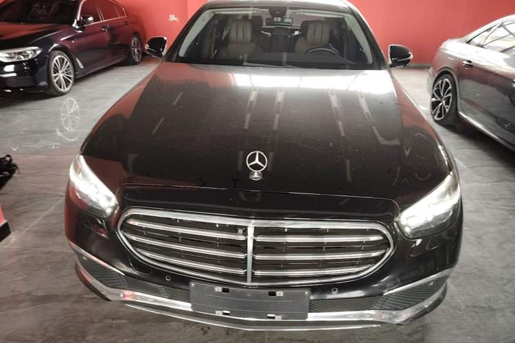Used Mercedes-Benz E-Class 2022 Second Facelift E 300 L Fashion Edition Front