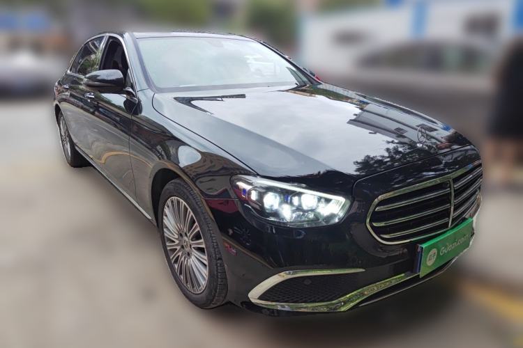 Used Mercedes-Benz E-Class 2022 Revised Version E 300 L Luxury Edition Front Right 45 Deg