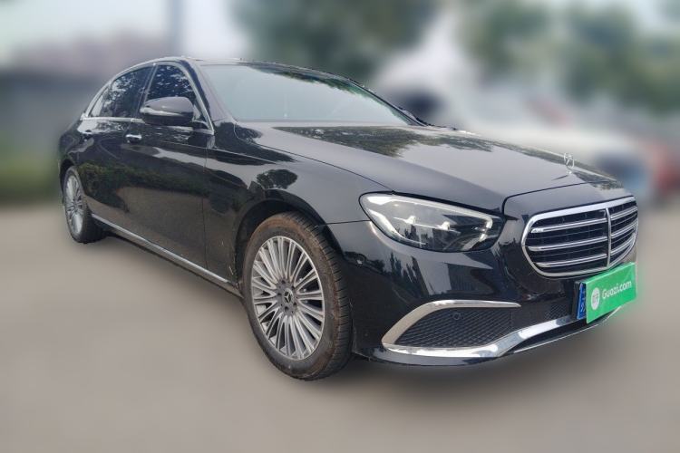 Used Mercedes-Benz E-Class 2022 Updated E 300 L Luxury Edition Front Right 45 Deg