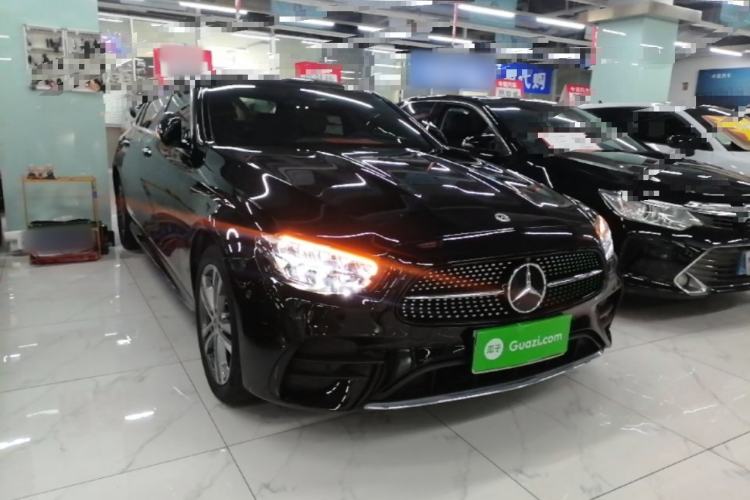 Used Mercedes-Benz E-Class 2022 E 260 L Sport Edition Front Right 45 Deg