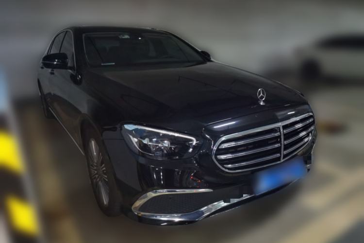Used Mercedes-Benz E-Class 2022 Updated E 300 L Stylish Edition Front Right 45 Deg