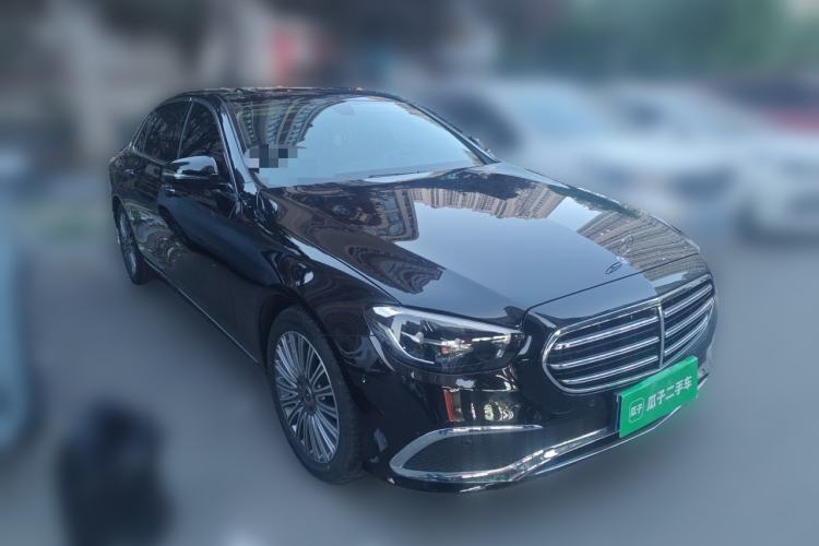 Used Mercedes-Benz E-Class 2022 Revised Version E 300 L Luxury Edition Front Right 45 Deg