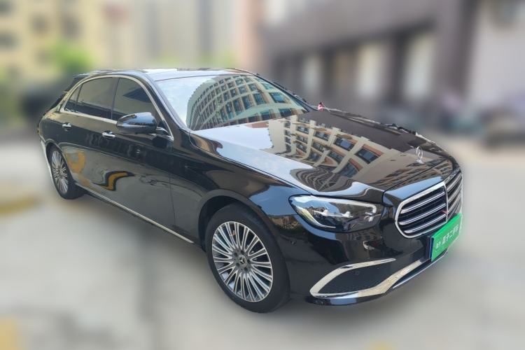Used Mercedes-Benz E-Class 2022 Updated E 300 L Luxury Edition Front Right 45 Deg