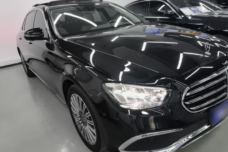 Used Mercedes-Benz E-Class 2022 Updated E 300 L Stylish Edition Front Right 45 Deg