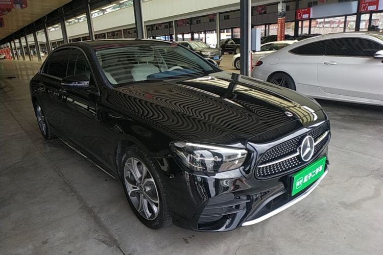 Used Mercedes-Benz E-Class 2022 E 300 L Sporty and Stylish Model Front Right 45 Deg