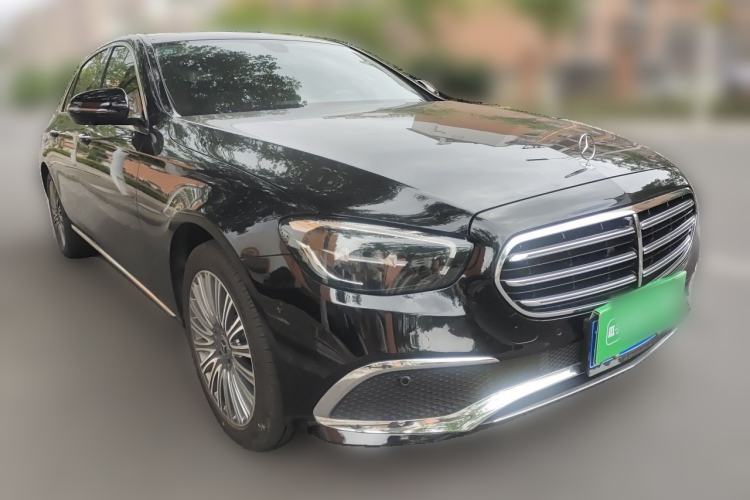 Used Mercedes-Benz E-Class 2022 Updated E 300 L Stylish Edition Front Right 45 Deg