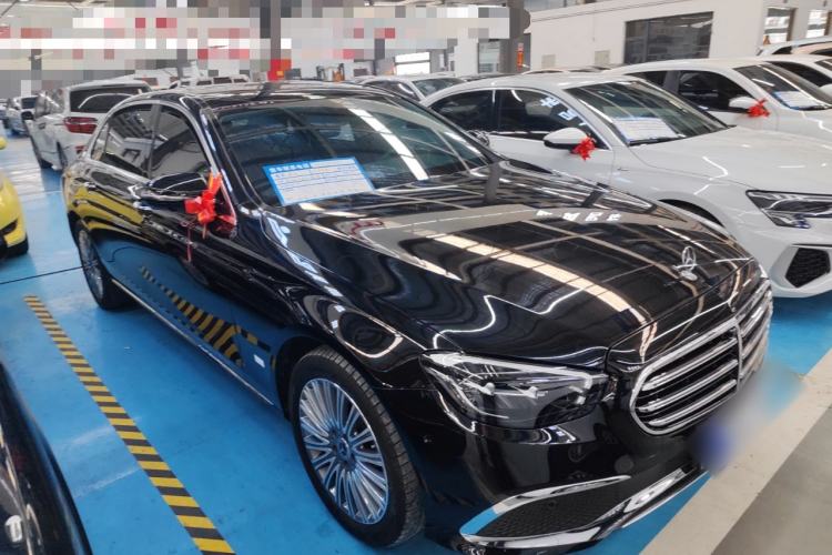 Used Mercedes-Benz E-Class 2022 Second Facelift E 300 L Luxury Edition Front Right 45 Deg