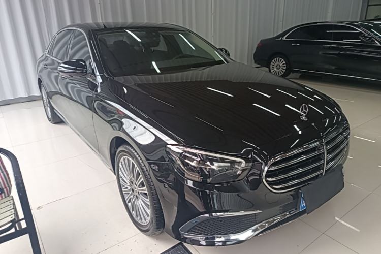 Used Mercedes-Benz E-Class 2022 Revised Version E 300 L Fashion Edition Front Right 45 Deg