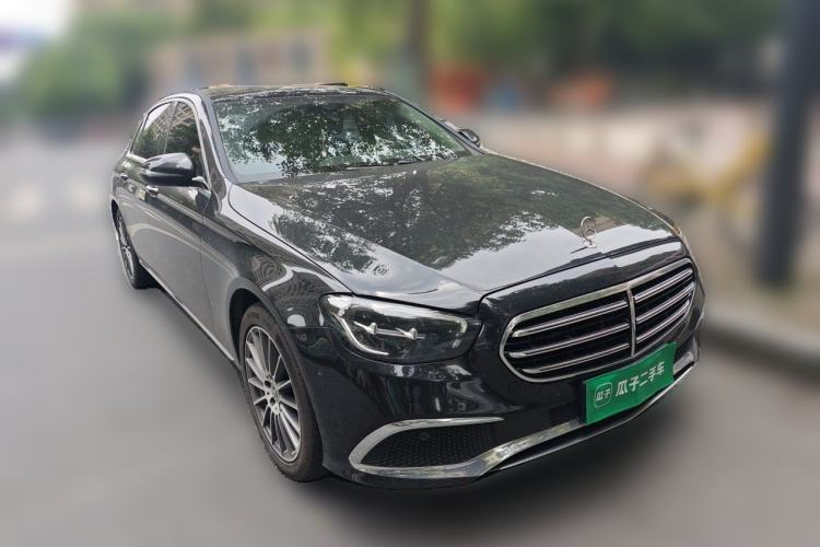 Used Mercedes-Benz E-Class 2022 E 260 L Front Right 45 Deg