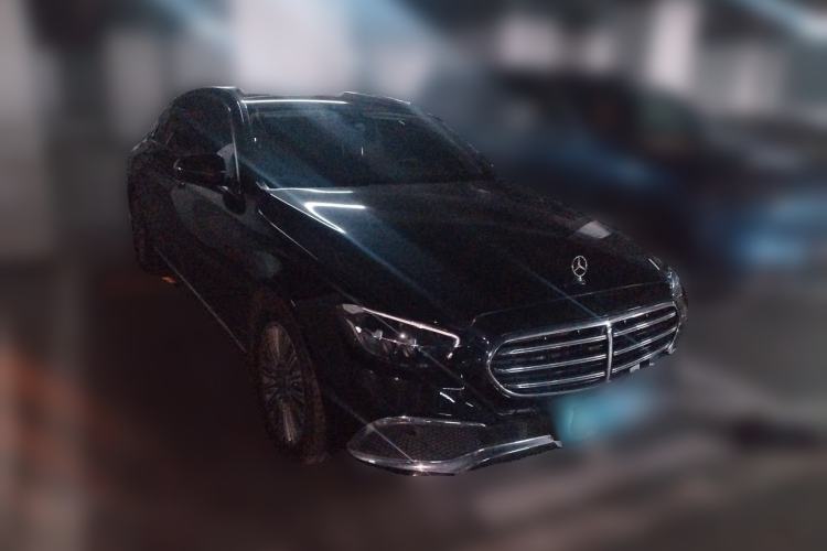 Used Mercedes-Benz E-Class 2022 Updated E 300 L Stylish Edition Front Right 45 Deg