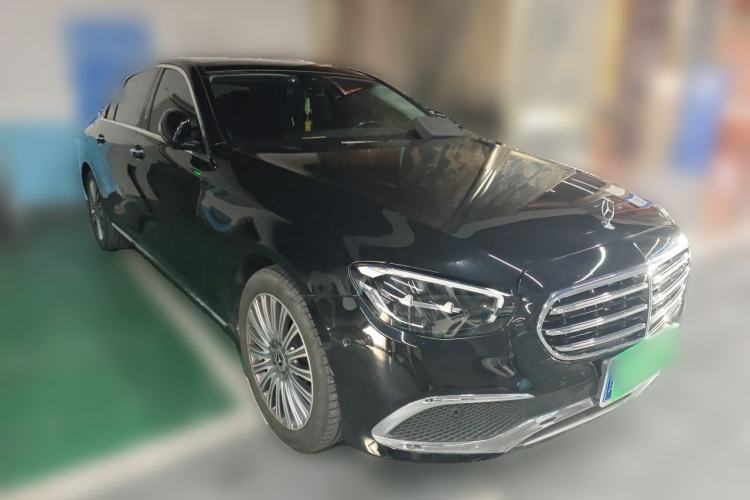 Used Mercedes-Benz E-Class 2022 Second Facelift E 300 L Fashion Edition Front Right 45 Deg