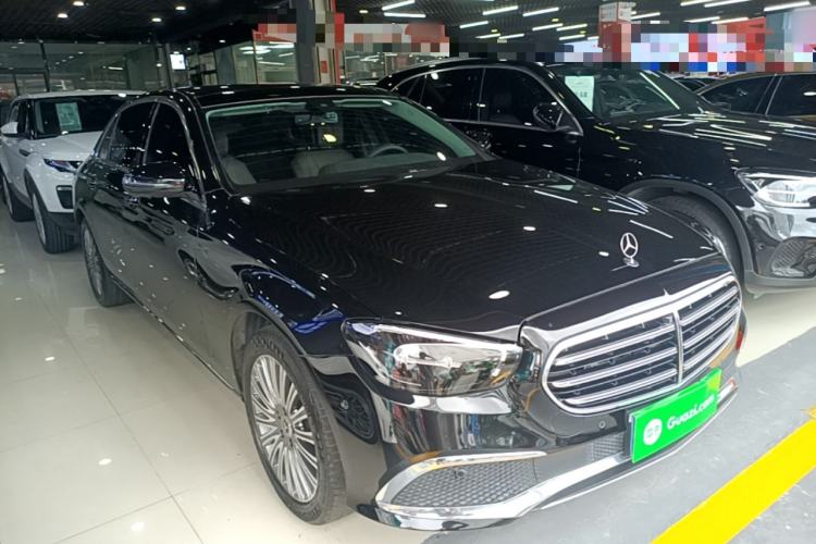 Used Mercedes-Benz E-Class 2022 Revised Version E 300 L Luxury Edition Front Right 45 Deg