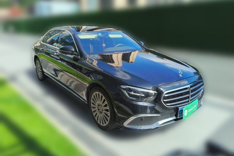 Used Mercedes-Benz E-Class 2022 Revised Version E 300 L Fashion Edition Front Right 45 Deg