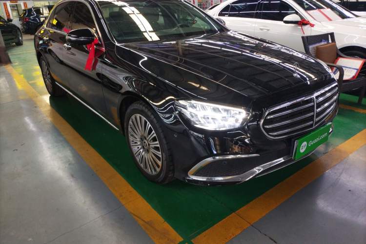 Used Mercedes-Benz E-Class 2022 Updated E 300 L Stylish Edition Front Right 45 Deg