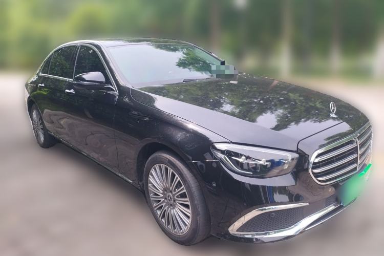 Used Mercedes-Benz E-Class 2022 Updated E 300 L Stylish Edition Front Right 45 Deg