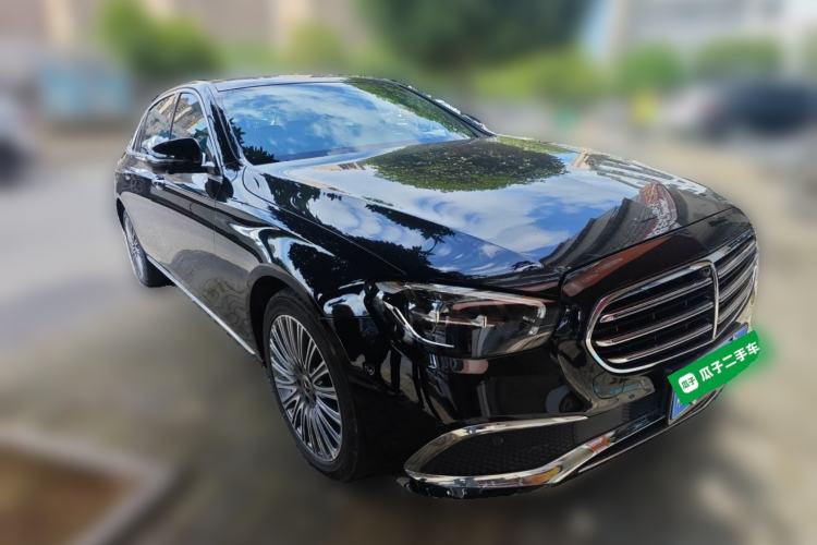 Used Mercedes-Benz E-Class 2022 Updated E 300 L Luxury Edition Front Right 45 Deg