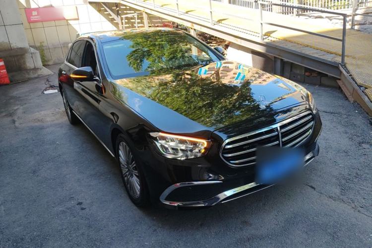 Used Mercedes-Benz E-Class 2022 Updated E 300 L Luxury Edition Front Right 45 Deg