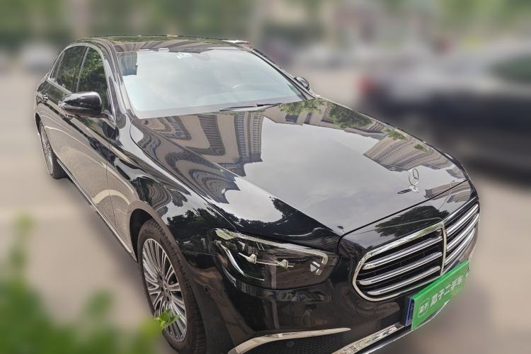 Used Mercedes-Benz E-Class 2022 Updated E 300 L Stylish Edition Front Right 45 Deg