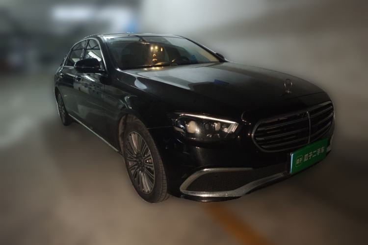 Used Mercedes-Benz E-Class 2022 E 300 L Premium Edition Front Right 45 Deg
