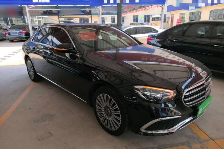 Used Mercedes-Benz E-Class 2022 Updated E 300 L Stylish Edition Front Right 45 Deg